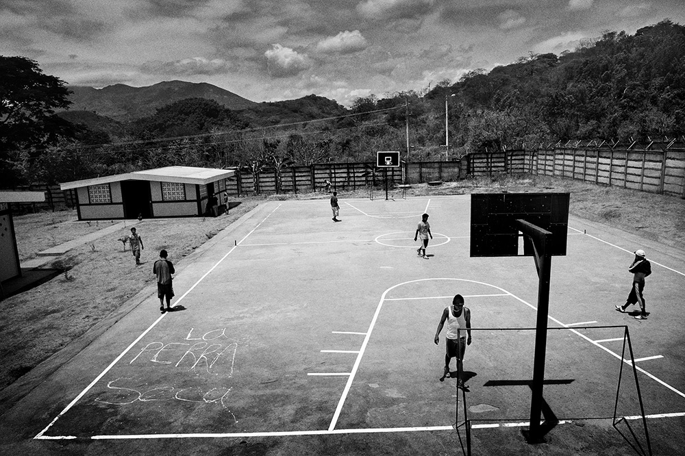 Interrupted - Nicaragua Juvenile Prisons /  © Paolo Marchetti